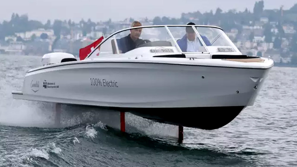 প্রাথমিক ভাবে ৬০ জন কর্মী নিয়ে শুরু হচ্ছে এই ‘উড়ন্ত নৌকা’ পরিষেবা। ভবিষ্যতে পরিষেবা বাড়লে কর্মীর সংখ্যা বাড়ানো হবে বলে জানিয়েছে সংস্থাটি।