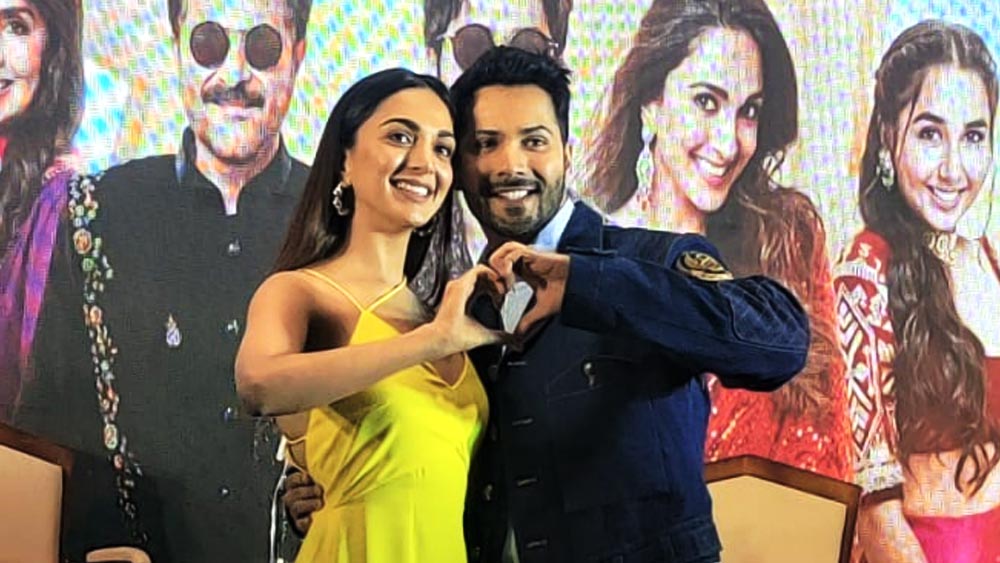 নতুন ছবির প্রচারে কলকাতায় কিয়ারা আডবানি, বরুণ ধবন।