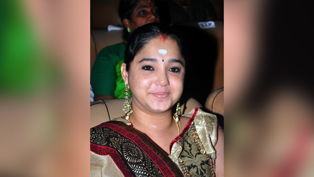 দক্ষিণী ছবির অভিনেত্রী ঐশ্বর্যের মা-ও জনপ্রিয় অভিনেত্রী। তাঁর নাম লক্ষ্মী। তাঁর ঝুলিতে রয়েছে জাতীয় পুরস্কার।