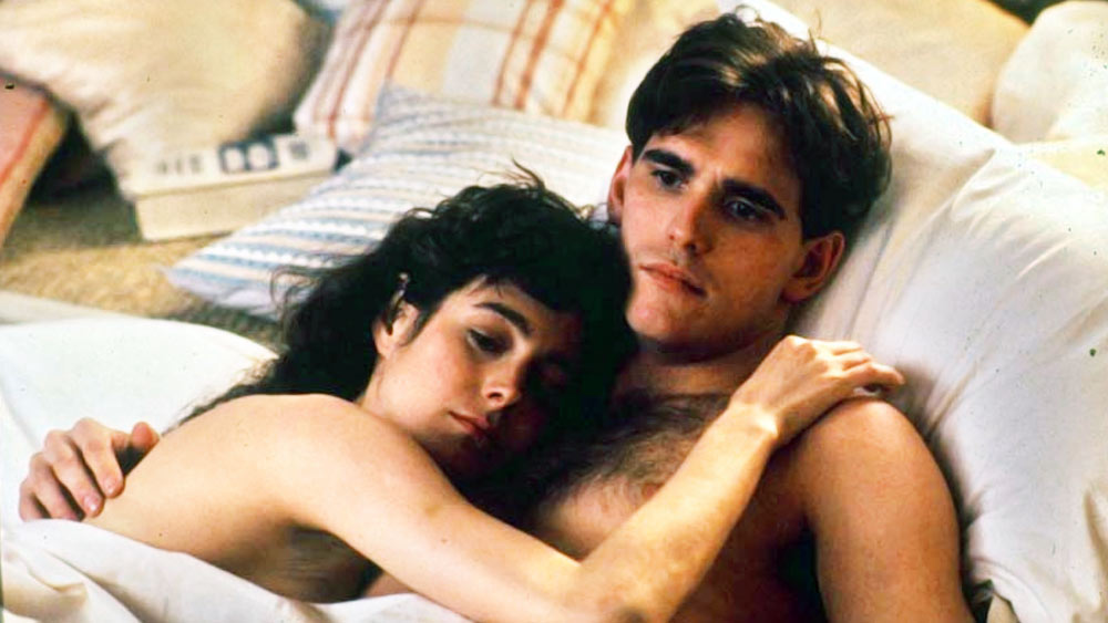 যদিও হলিউড সিনেমাটিও একটি ইংরেজি উপন্যাস অবলম্বনে বানানো হয়েছে। ইরা লেভিন এই উপন্যাসটির জন্য ১৯৫৪ সালে এডগার অ্যাওয়ার্ডে পুরস্কৃত হন।