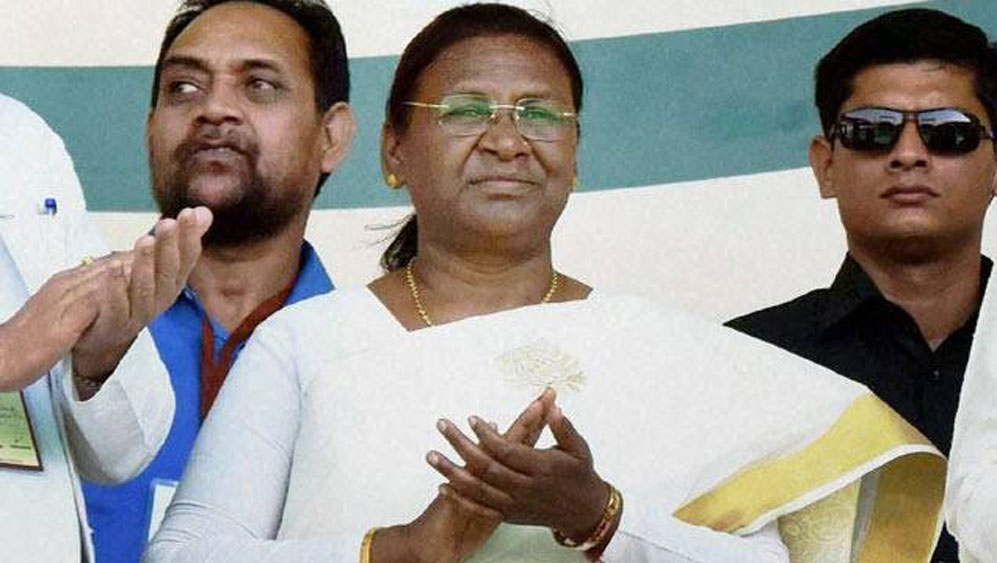 নড্ডা বলেন, এনডিএ শরিকদের সঙ্গে আলোচনায় সম্ভাব্য প্রার্থী হিসাবে ২০ জনের নাম এসেছিল। শেষ পর্যন্ত দ্রৌপদীর নাম চূড়ান্ত হয়েছে।