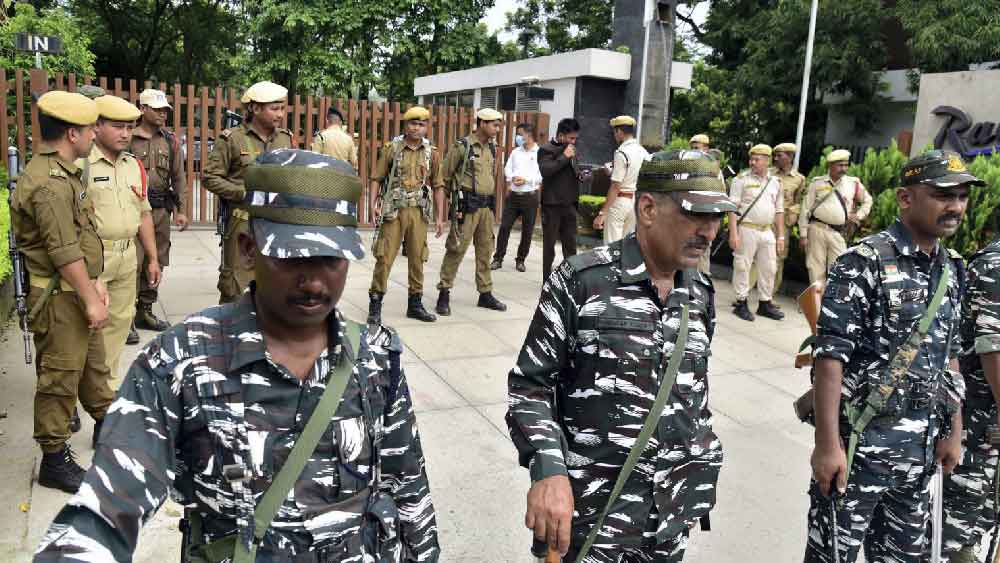 সরাসরি: মহারাষ্ট্রে মহাসঙ্কট! ইস্তফা দিতে পারেন উদ্ধব, হাসপাতালে রাজ্যপাল
