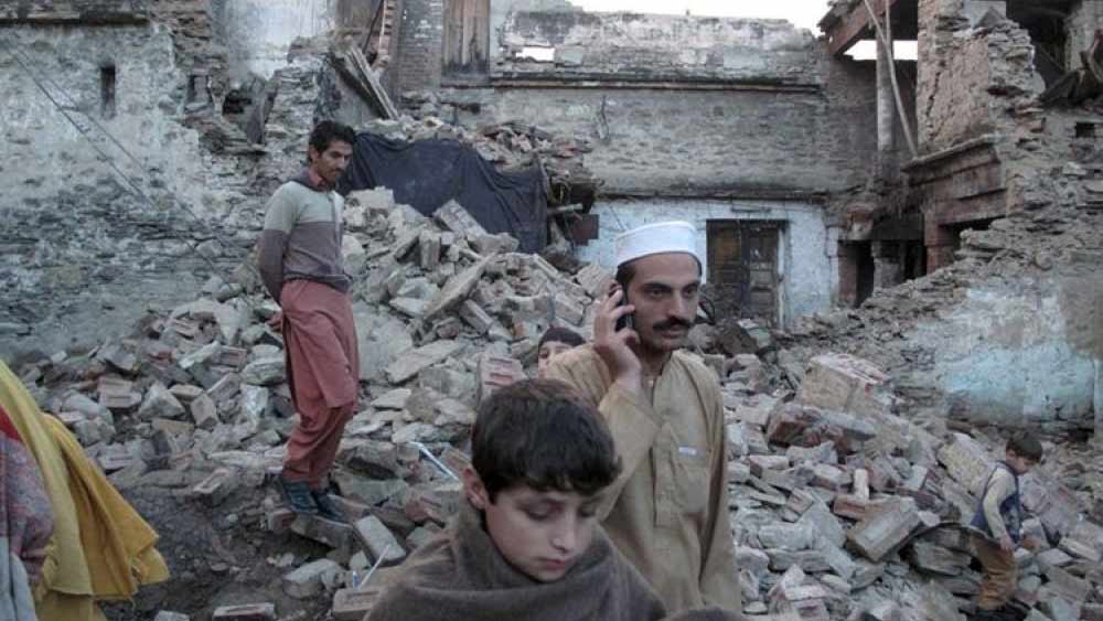 রাষ্ট্রসঙ্ঘের রিপোর্ট বলছে গত ১০ বছরে ৭০০০ মানুষের মৃত্যু হয়েছে ভূমিকম্পে। গড়ে প্রতি বছর ৫৬০ জনের ভূমিকম্পে মৃত্যু হয় আফগানিস্তানে। ২০২২ সালের মতো তীব্র ভূমিকম্প হয়েছিল ২০০২ সালেও। সেবারও হাজারের বেশি মৃত্যু হয়েছিল আফগানিস্তানে। ১৯৯৮ সালে একই ধরনের তীব্রতার ভূমিকম্পে সাড়ে চার হাজার মানুষ মারা গিয়েছিলেন দেশটিতে। তার পরও সতর্ক হয়নি আফগান প্রশাসন। 