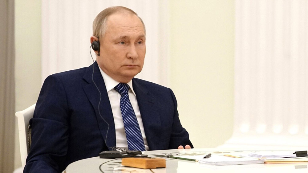 সরকারি ফাইলে যার অস্তিত্ব স্বীকারই করা হয় না, সেটি জনসমক্ষে কেন আনা হল? ওয়াকিবহাল মহলের একাংশের দাবি, বিশ্বের অন্যতম পরমাণু শক্তিধর দেশ হিসাবে রাশিয়ার শক্তি প্রদর্শনই ওই অনুষ্ঠানের উদ্দেশ্যে ছিল।