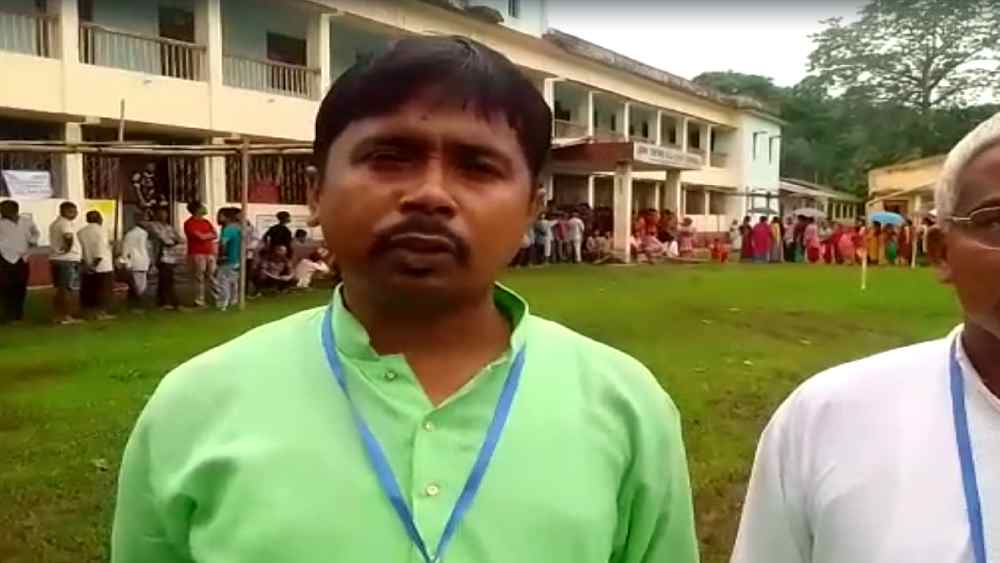 সরাসরি: ত্রিপুরায় আক্রান্ত সংবাদমাধ্যম, কংগ্রেস এজেন্টকে বুথে বাধা দেওয়ার অভিযোগ