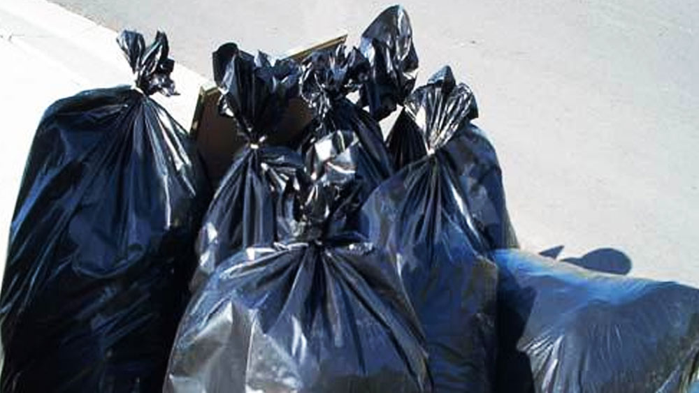 মৃতদেহের টুকরোগুলি এ ভাবে সারা শহর জুড়ে ছড়ানোর ফলে তাঁর ধরা পড়ার সম্ভাবনা খুবই কম, তাই নিজেকে বাঁচাতে এই পরিকল্পনা করেন রাজেশ।