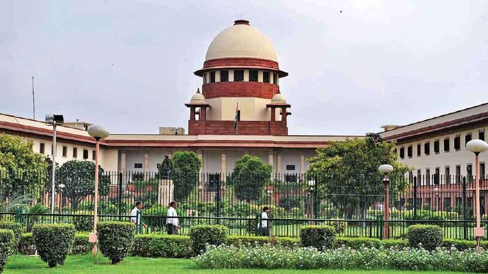 সুপ্রিম কোর্ট আরও জানায় যে, বিধানসভায় শক্তিপরীক্ষার ডাক দিতে পারতেন রাজ্যপাল। কিন্তু তিনি তা করেননি। মুখ্যমন্ত্রীকেও বিধানসভায় সংখ্যাগরিষ্ঠতা প্রমাণ করার সুযোগ দেওয়া হয়নি বলেও উল্লেখ করে শীর্ষ আদালত। এর পরই রাজ্যপালের ডাকা বিধানসভা অধিবেশন এবং তৎকালীন স্পিকারকে তাঁর পদ থেকে অপসারণের প্রস্তাব খারিজ করে সুপ্রিম কোর্ট।