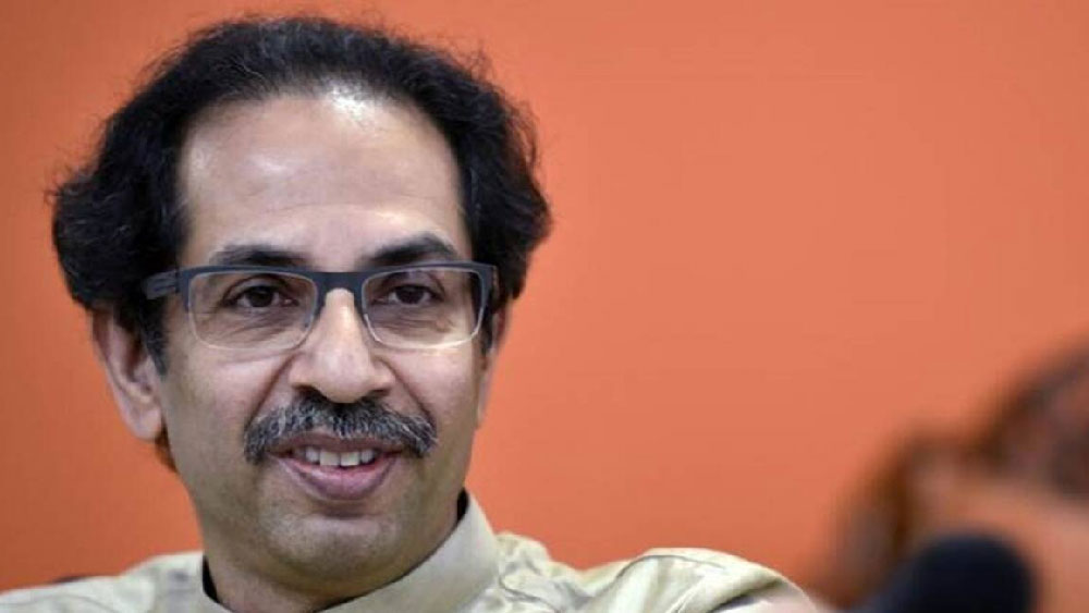 মহারাষ্ট্রের মহা বিকাশ অঘাড়ী সরকারকে নিয়ে জলঘোলাও এই প্রথম নয়। একই পরিস্থিতি তৈরি হয়েছিল ২০১৯ সালের বিধানসভা নির্বাচনের পরও। নির্বাচনের ফলাফলের পরিপ্রেক্ষিতে বিজেপি-শিবসেনা জোট ভেঙে যাওয়ার পরে, মহারাষ্ট্রের রাজ্যপাল প্রথমে বিজেপি-শিবসেনা এবং পরে এনসিপিকে সরকার গঠনের আহ্বান জানান।