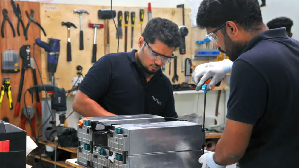 সেই উপায় খুঁজে বের করতেই অডি একটি জার্মান-ভারতীয় স্টার্টআপ ‘ন্যুনাম’-এর সঙ্গে হাত মিলিয়ে কাজ করতে শুরু করে দিয়েছে।