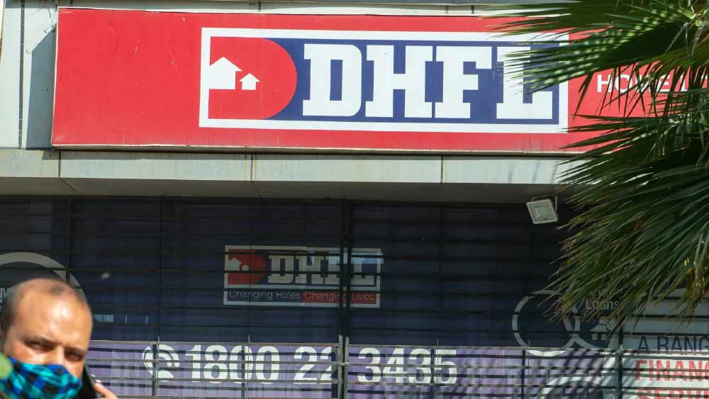 চলতি বছরের ১১ ফেব্রুয়ারি ইউনিয়ন ব্যাঙ্কের একটি অভিযোগের ভিত্তিতে নতুন করে তদন্ত শুরু হয়। তবে কী ভাবে শুরু হল সব থেকে বড় এই ব্যাঙ্ক জালিয়াতির ঘটনা? নেপথ্যেই বা কারা ছিলেন?