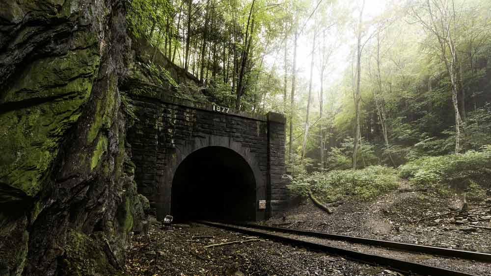 ভূতের কথা লোকমুখে ছড়িয়ে যাওয়ার পর সরকারের তরফে অসম্পূর্ণ সুড়ঙ্গ অনেক বার বুজিয়ে দেওয়ার চেষ্টা করা হয়। তবে কোনও অজানা কারণে তা করা সম্ভব হয়নি।  তবে বারোগের আত্মা কারও ক্ষতি করে না বলেও এলাকার বেশির ভাগ মানুষ মনে করেন।