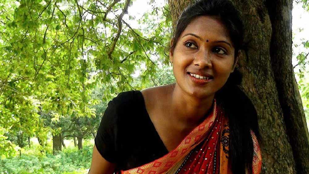 এলাকার বাসিন্দাদের কাছে তিনি খুবই কাছের মানুষ বলেই দাবি রুমার। তাই মানুষের বিপুল সমর্থন পেয়ে জিতবেন বলেও আশাপ্রকাশ করেছেন তিনি।