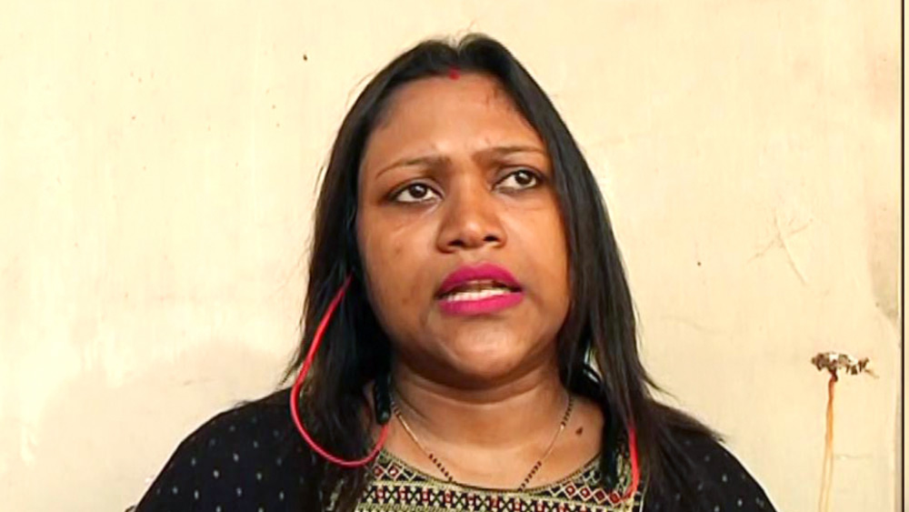 শনিবার যোগাযোগ করা হলে ববিতা বলেন, ‘‘স্কুলে যোগ দেওয়ার নিয়োগপত্র এখনও পাইনি। তবে যা বলার তা তো আদালতের রায়েই লেখা আছে।’’