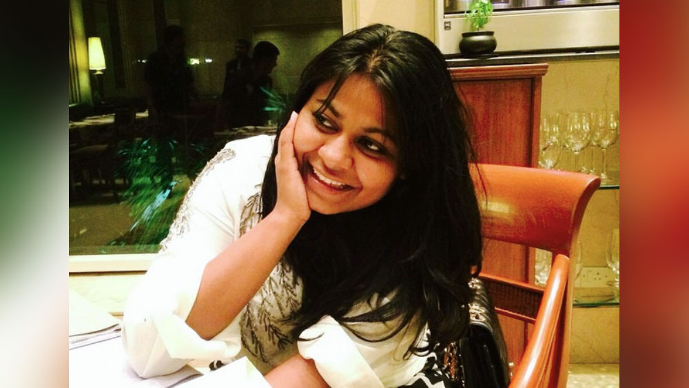 বয়স তখন মাত্র ২২। ব্যবসার ঝোঁক চাপে কণিকা টেকরিওয়ালের মাথায়। যেমন ভাবা, তেমন কাজ। নেমে পড়লেন ব্যবসায়। ব্যবসাটা কিসের? প্রাইভেট জেট বিমানের!