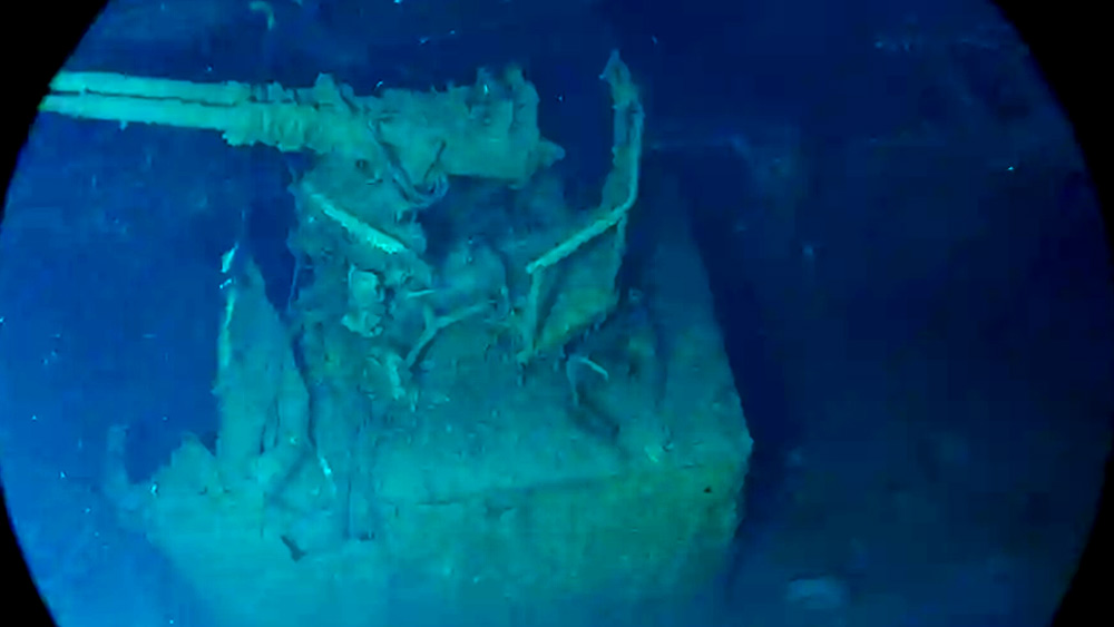 অষ্টম দিনের মাথায় এসে পুরো ধ্বংসাবশেষের হদিস মেলে। এখনও পর্যন্ত ‘স্যামুয়েল বি’ এমন একটি যুদ্ধজাহাজ যা এতটা গভীর থেকে উদ্ধার হয়েছে।