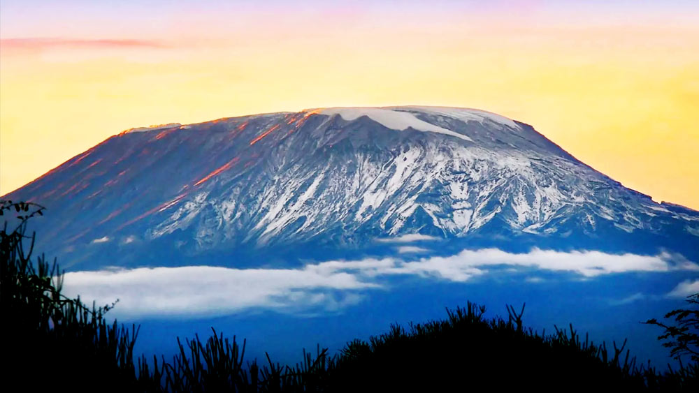 আফ্রিকা মহাদেশের সর্বোচ্চ পর্বত মাউন্ট কিলিমাঞ্জারোর (৫,৮৯৫ মিটার) এমনকি, পেরুর সর্বোচ্চ বসতি লা রিনকোনাডার (৫,১০০ মিটার) উচ্চতা যত, তার থেকেও গভীরে মিলেছে ‘স্যামুয়েল বি’র ধ্বংসাবশেষ।