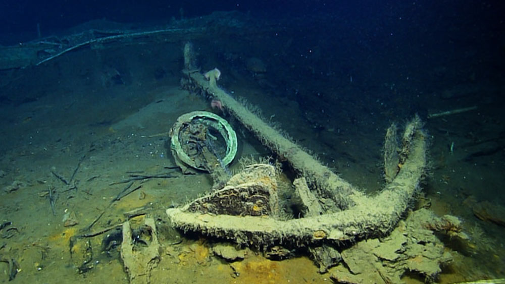 ৬,৪৬৯ মিটার গভীর থেকে ‘ইউএসএস জনস্টন’-এর ধ্বংসাবশেষের সন্ধান পাওয়া গিয়েছিল।