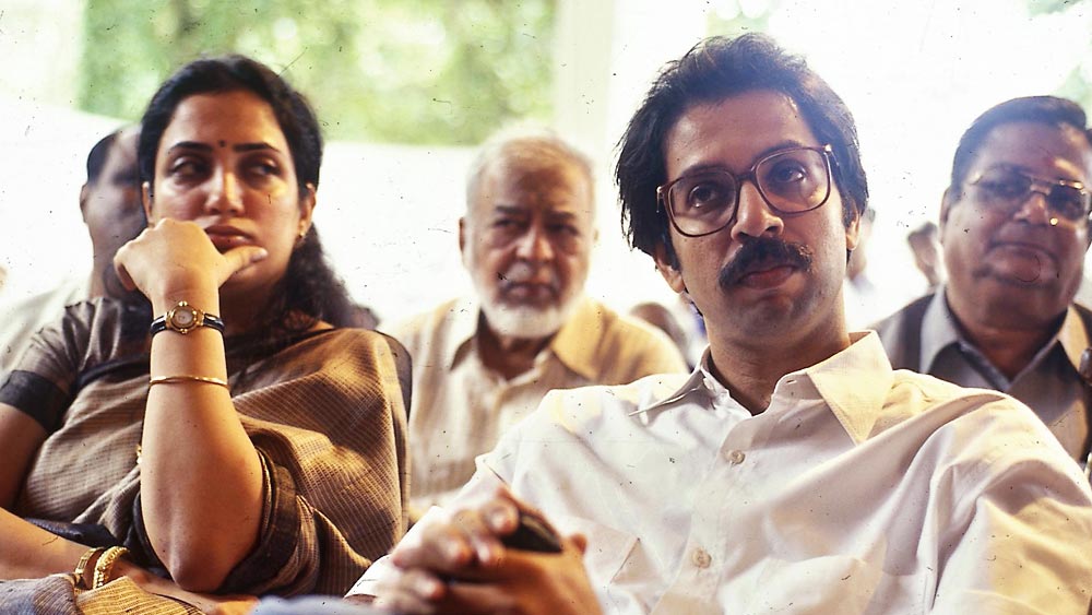  ১৯৮৯ সালে উদ্ধব ঠাকরের সঙ্গে গাঁটছড়া বাঁধেন রশ্মি।