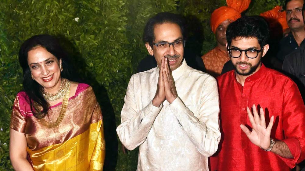 উদ্ধব-রশ্মির দুই পুত্র। এক জনের নাম আদিত্য ঠাকরে। অপর জন তেজাস।