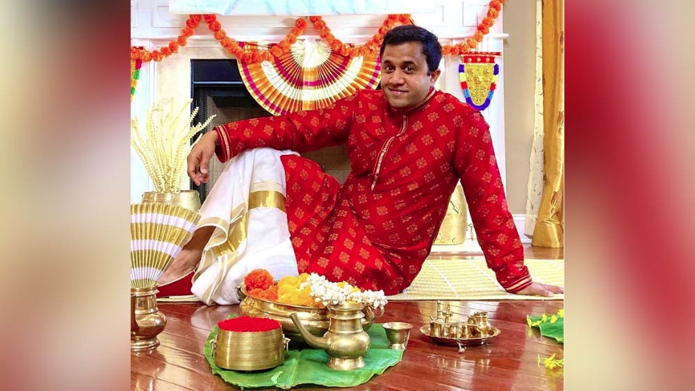 শুধু মাত্র বলিউডেই নয়, হলিউডেও কাজ করেছেন ওমি।। ‘দ্য অফিস’ নামের বিখ্যাত আমেরিকান ধারাবাহিকের দুটি এপিসোডে তিনি অভিনয়ও করেছেন।