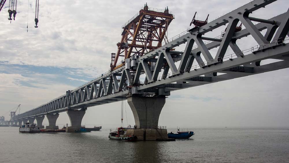 পদ্মা সেতুর পুরো নির্মাণকাজ দেখভালের দায়িত্ব ছিল কোরিয়ার সংস্থা এক্সপ্রেসওয়ে কর্পোরেশনের উপর।
