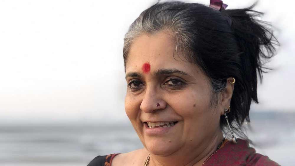 এ দিকে তিস্তার বিরুদ্ধে আমদাবাদ ক্রাইম ব্রাঞ্চের ইন্সপেক্টর ডিবি বারাদের দায়ের করা এফআইআরে উল্লেখ করা হয়েছে যে, তিস্তা সাক্ষীদের প্রভাবিত করার পাশাপাশি নথি জাল করেছেন!