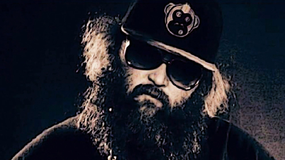 ইভানের কাছে এক সংবাদমাধ্যমের তরফে জানতে চাওয়া হয়, পর্ন সিনেমার পরিচালনা করার সময় তাঁকে কী কী মুহূর্তের মুখোমুখি হতে হয়েছে? এর পরই নিজের অভিজ্ঞতা ভাগ করে নেন তিনি।