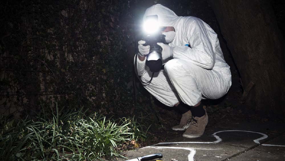 অপহরণ ও হত্যার ষড়যন্ত্রের অভিযোগে শরথের বন্ধু বিশাল-সহ ছ’জনকে গ্রেফতার করেছে পুলিশ।