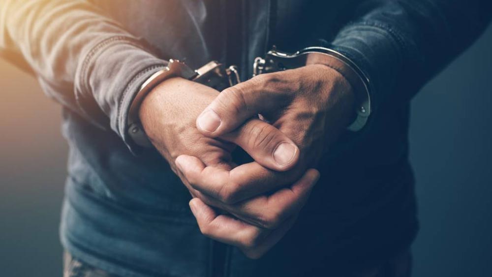 তদন্তে নেমে ছ’জনকে গ্রেফতার করে পুলিশ। উদ্ধার করা হয় অপহরণকারীদের ব্যবহার করা গাড়িটিও।