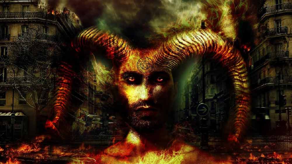 ইসলামি বিশ্বাস অনুসারে, লিলিথ শয়তানের দোসর। শয়তানের সঙ্গে তাঁর মিলনের ফলে জিনদের জন্ম হয়। সৃষ্টিকর্তা প্রতি দিনই বেশ কিছু অশুভ শক্তিসম্পন্ন জিনকে হত্যা করেন। এর প্রতিশোধ নিতে লিলিথও আদমের সন্তানদের, অর্থাৎ সদ্যোজাত মানবশিশুদের (বিশেষ করে পুত্রসন্তানদের) প্রতি রাতে হত্যা করেন।