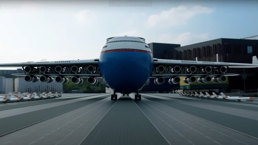 ইউটিউবে ভিডিয়োটি শেয়ারও করেছেন হাসেম। তাঁর মতে ‘স্কাই ক্রজ’ পরিবহণ ব্যবস্থার ভবিষ্যতের ঝলক।