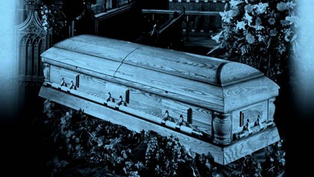 ‘অ্যাক্রোমেগ্যালি’-র বেশির ভাগ রোগীই দীর্ঘজীবী হন না। মেরি অ্যানও বেশি দিন বাঁচেননি। ১৯৩৩ সালে ৫৯ বছর বয়সে মারা যান তিনি। তবে মৃত্যুশয্যায় সন্তানদের বলে গিয়েছিলেন, তাঁর দেহ যেন দেশের মাটিতে সমাধিস্থ করা হয়। সে কথা রেখেছিলেন মেরি অ্যানের চার সন্তান।