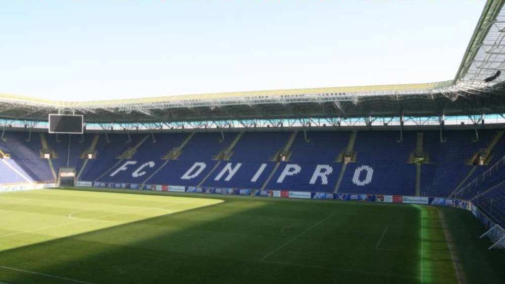 রিয়াল মাদ্রিদকে হারানো ইউক্রেনের অন্যতম সেরা ফুটবল ক্লাব নিপ্রো ক্লাবের মধ্যেই একটি ইউনিট খুলেছে। সেখানে যাঁরা চান, তাঁরা নাম লেখাতে পারেন। রাশিয়ার হাত থেকে নিপ্রো শহরকে রক্ষার জন্য এই পদক্ষেপ করেছে ক্লাব।