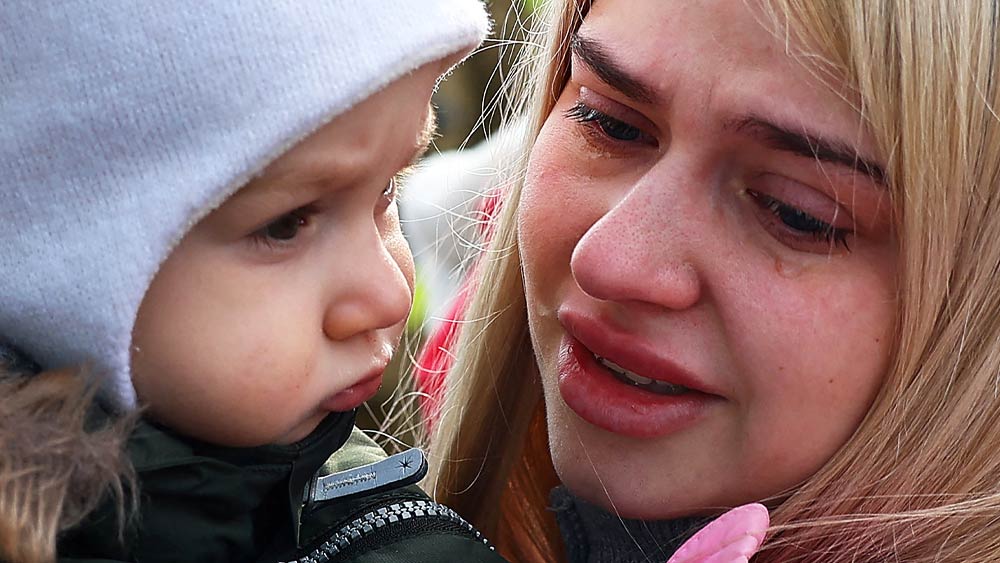 স্পেন সরকারও সেনা সর়ঞ্জাম, খাবার, ওষুধ মিলে মোট ২০ টনের সাহায্য পাঠাবে বলে ঘোষণা করেছে। 