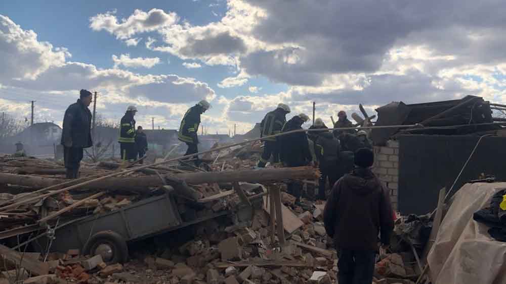 এক সংবাদ সংস্থাকে দেওয়া সাক্ষাৎকারে তেমনই একটি পরিবার জানিয়েছেন গত দু’দিনের অভিজ্ঞতার কথা। 