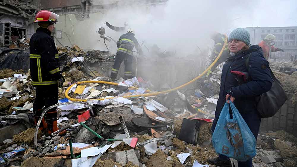 রাষ্ট্রপুঞ্জের শরণার্থী এজেন্সি (ইউএনএইচসিআর) মনে করছে, শরণার্থাদের সংখ্যাটি একলাফে ৪০ লক্ষে পৌঁছে যেতে পারে। অন্য দিকে ইউরোপীয় ইউনিয়নের দাবি, তা ৭০ লক্ষও হতে পারে। 