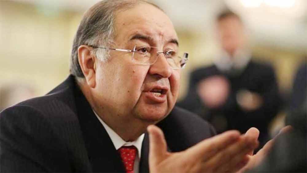 ১৯৮০ সালে আর্থিক প্রতারণার দায়ে তাঁকে আট বছরের কারাবাসের সাজার ঘোষণা করে উজবেক সরকার। ছ’বছরের জন্য জেলেও ছিলেন তিনি। তবে নব্বইয়ের দশকের গোড়ায় সোভিয়েত ইউনিয়নের পতনের পর ওই অপরাধ থেকে মুক্তি পেয়ে যান। ২০০০ সালে উজবেকিস্তানের শীর্ষ আদালত রায় দেয়, আর্থিক প্রতারণায় জড়িত ছিলেন না উসমানভ।