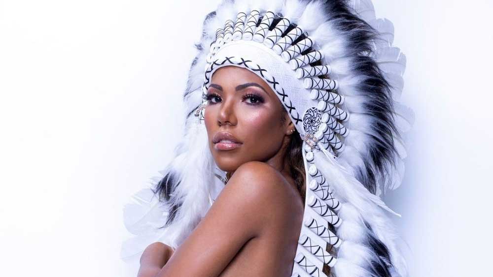 একটি আন্তর্জাতিক সংবাদ মাধ্যমকে দেওয়া সাক্ষাৎকারে ক্যারোলিনা জানিয়েছেন, এ ভাবে ইতিমধ্যেই ৭ হাজার ৪০০ পাউন্ড জমিয়ে ফেলেছেন তিনি। 