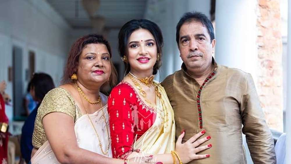 আগাগোড়াই শুভশ্রীর মা-বাবা তাঁকে এগিয়ে যেতে।