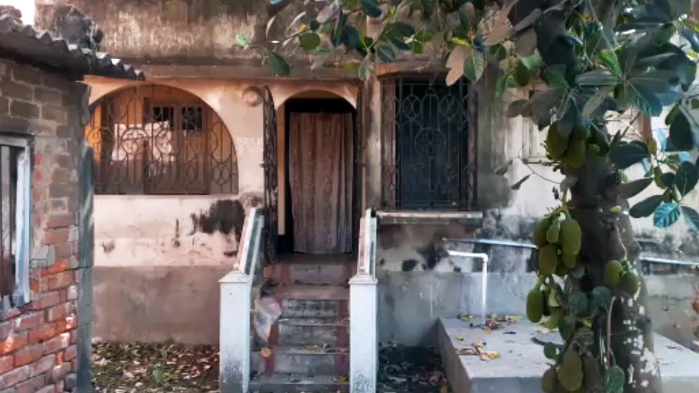 গরফার একেপি রয় লেনের বাড়ি।