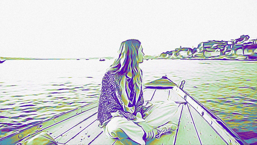 শান্তিনিকেতনের রিসর্টের ঘরে একা থাকাটাই যেন আমাকে কিছুটা বড় করে দিল। মনে হল, চাইলেই আমি সব পারি। বাঁচতে গেলে কাউকেই প্রয়োজন নেই। 