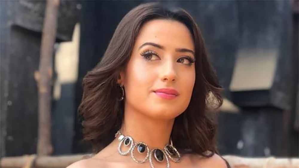 আলিশার কাছে ‘নাগিন’-এর প্রস্তাব গেলেও পরে নাকি তা বাতিল করে দেন নির্মাতারা। কেন? তা নিয়ে দু’পক্ষই মুখে কুলুপ এঁটেছে।