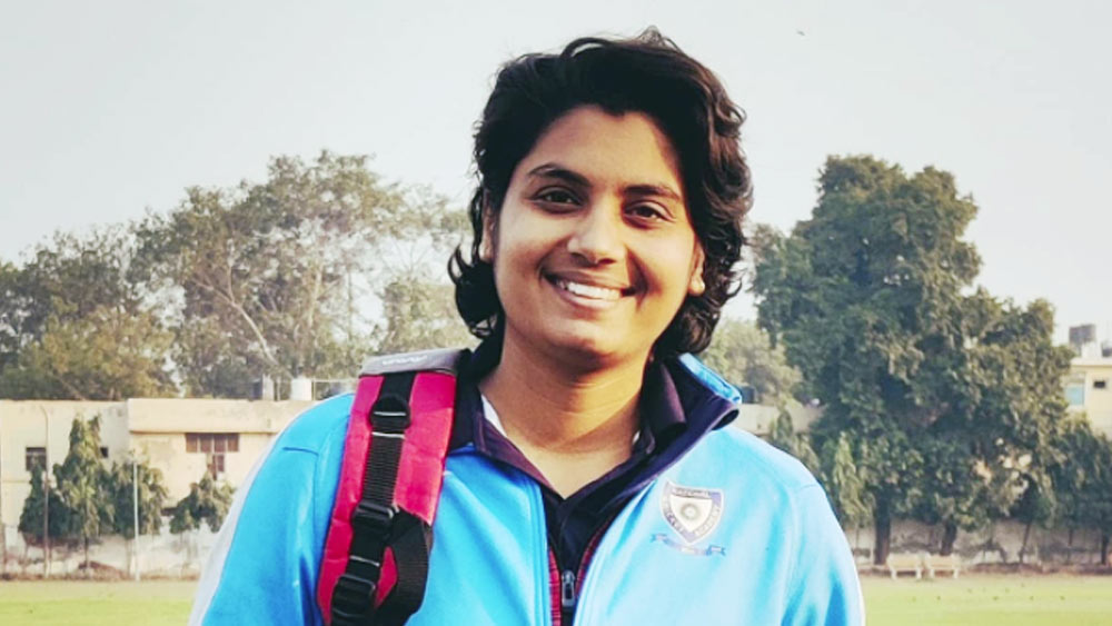 মেঘনার বাড়ি থেকে তাঁর ক্রিকেট শেখার জায়গা ছিল ২৩ কিলোমিটার দূরে। প্রতি দিন বাবার সঙ্গে সেখানে গিয়ে ক্রিকেট শিখতেন মেঘনা।