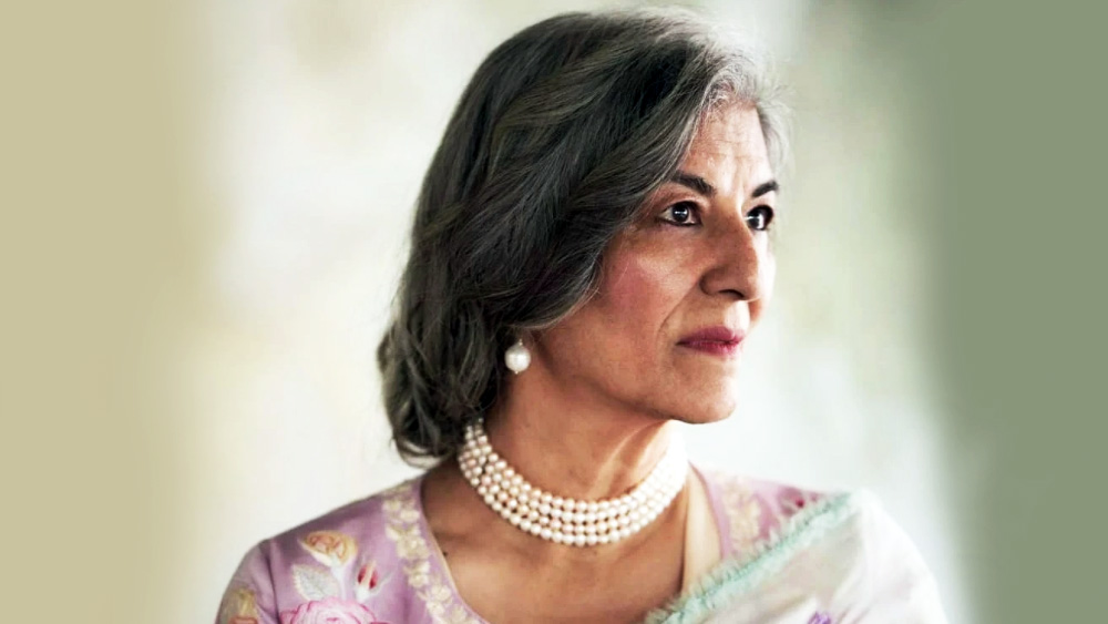 বয়স তো সংখ্যামাত্র! নিজের ইচ্ছাপূরণ করার কি কোনও বয়স হয়! এ ধরনের গালভরা কথা তো বহু বিজ্ঞাপনেই দেখা যায়। তবে বাস্তবে ক’জন তেমন করার সুযোগ পান? সুযোগ পেলেও তার সদ্ব্যবহারই বা ক’জন করতে পারেন? তবে এমনই করে দেখিয়েছেন ৬৭ বছরের গীতা প্রকাশ।