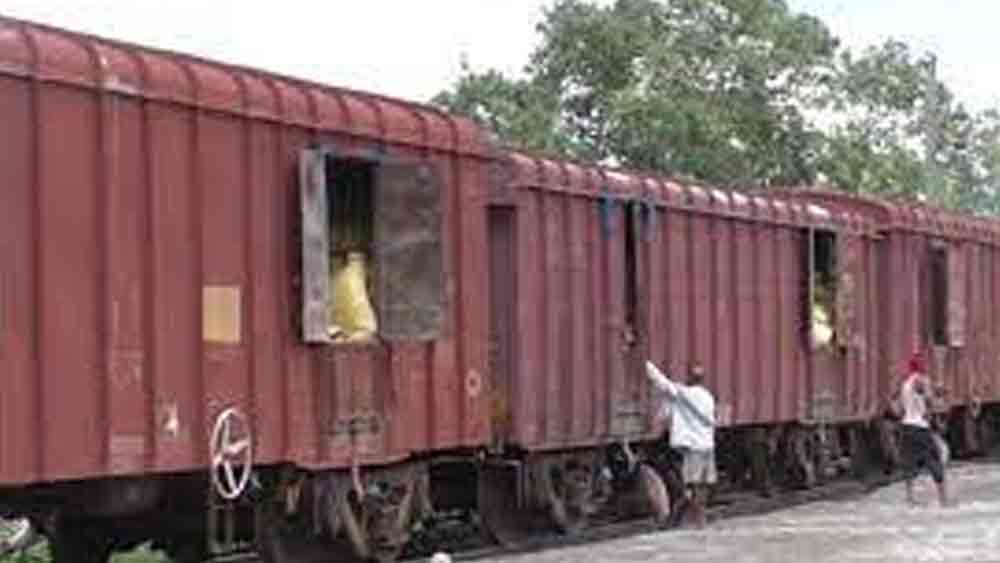 Indian Railway wants to install GPS technology in wagons 