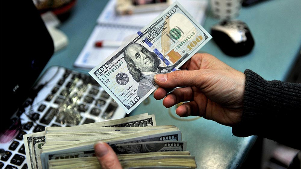 এক বছরের মধ্যেই চাঁদার অর্থ আড়াই লক্ষ মার্কিন ডলার ছাড়িয়ে যায়। যা ভারতীয় মূদ্রায় প্রায় দু’কোটি টাকার সমান। সেই টাকা দিয়েই দ্বীপটি কিনে ফেলেন গ্যারেথ এবং মার্শাল। 