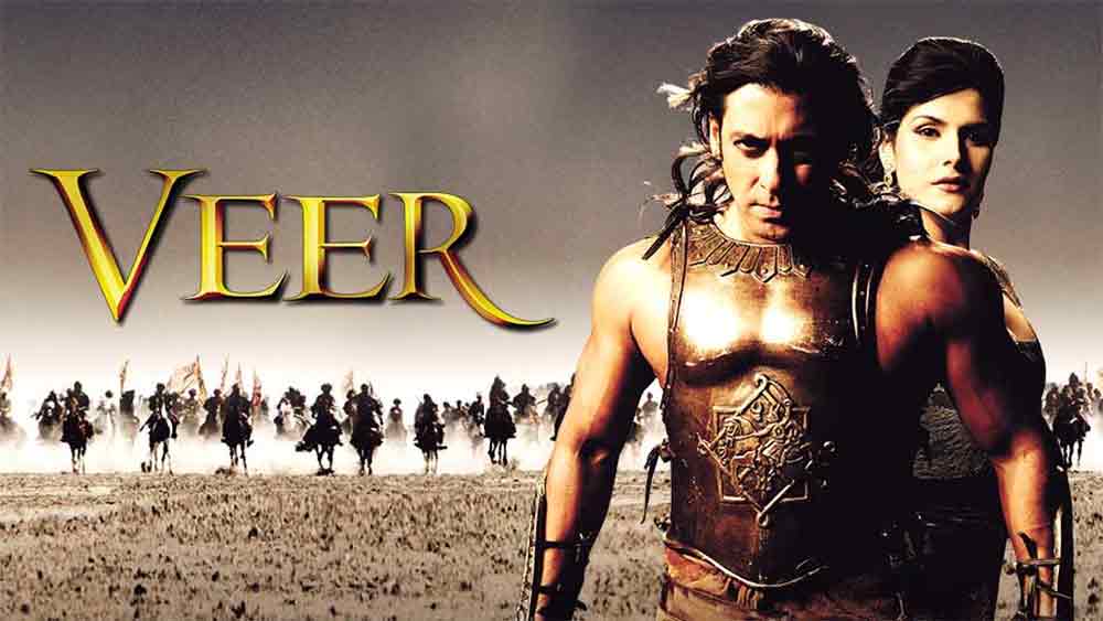 স্বপ্নের অভিষেক হলেও বক্স অফিসে মুখ থুবড়ে পড়েছিল জারিনের ‘বীর’। তাঁর অভিনয় দক্ষতা নিয়েও প্রশ্ন তুলেছিলেন অনেকে। 