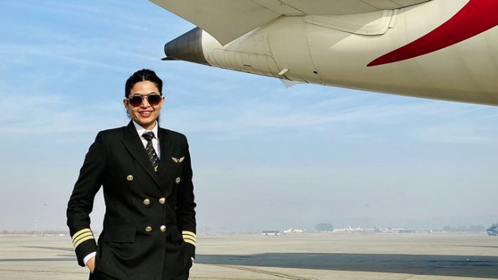 পড়ুয়াদের নিয়ে দেশে ফেরার পর সংবাদমাধ্যমের শিরোনামে উঠে এসেছেন শিবানী। তিনি বলেন, ‘‘বুখারেস্টে উদ্ধারকারী দলের জন্য অপেক্ষা করছিলেন ভারতীয় পড়ুয়ারা। আমাদের দেখে তাঁদের সকলের ভয়ার্ত মুখে হাসি ফুটে উঠেছিল। পড়ুয়াদের সঙ্গে আলাপের পর বুঝলাম, সকলেই ভয়ে সিঁটিয়ে রয়েছেন।’’