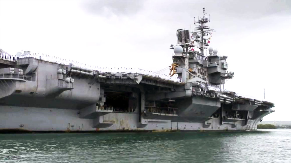 ভিয়েতনাম থেকে শুরু করে প্রথম ইরাক যুদ্ধ, আমেরিকার বহু রক্তক্ষয়ী সঙ্ঘাতের সাক্ষী এই বিমানবাহী যুদ্ধজাহাজ ১৯৬০ সালে নিজের যাত্রা শুরু করে। 