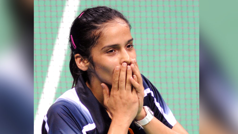 ২০১০-এ প্রথম ভারতীয় মহিলা হিসেবে অল ইংল্যান্ডের সেমিফাইনালে ওঠেন। সে বছর কেরিয়ারের সেরা তিন নম্বর র‌্যাঙ্কিংয়ে উঠেছিলেন তিনি। ভারতে আয়োজিত কমনওয়েলথ গেমসে সোনা পান সাইনা।